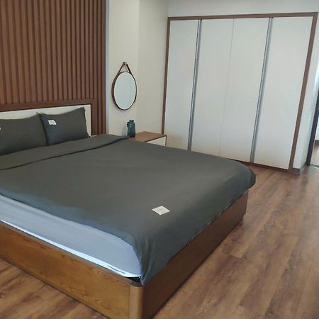 Luxe Paradise Residence Trinh Cong Son 하노이 외부 사진
