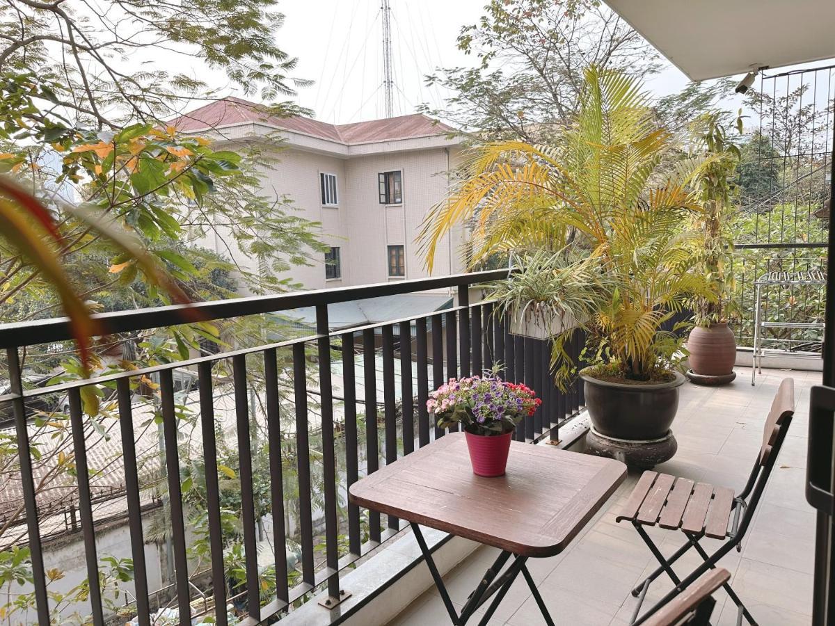 Luxe Paradise Residence Trinh Cong Son 하노이 외부 사진