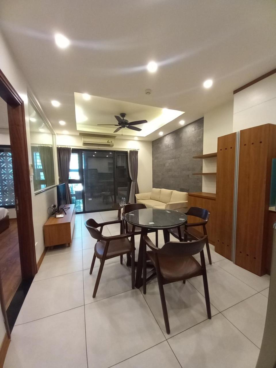 Luxe Paradise Residence Trinh Cong Son 하노이 외부 사진
